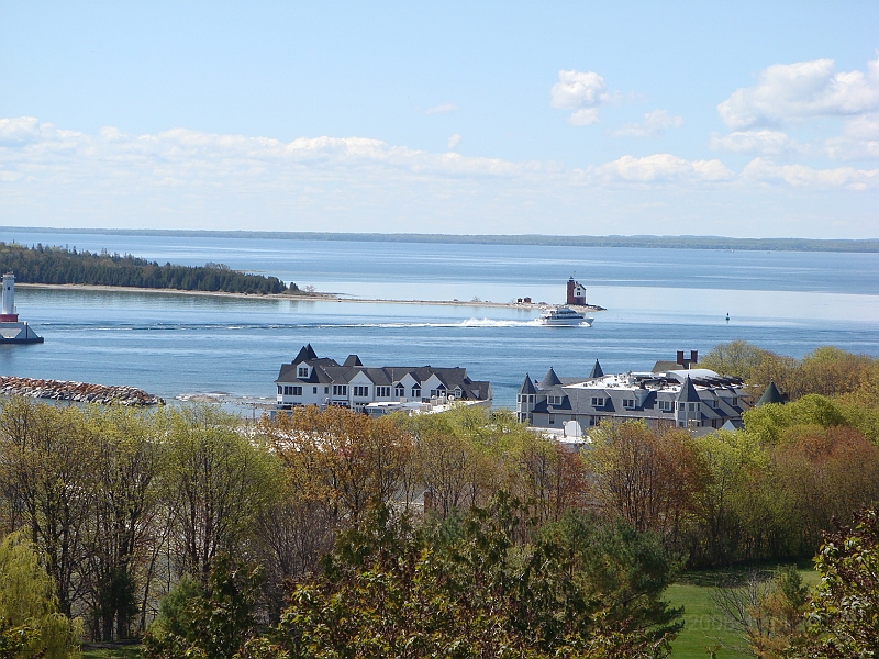 086 Memorial Day [2008 May 23].JPG - Scenes from Mackinac Island.